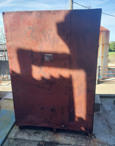Small steel shipping - 12,